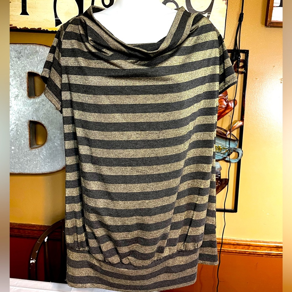 Tracy Porter fall color top top elegance size 8-10